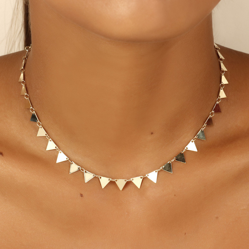 Colar Choker Triângulo