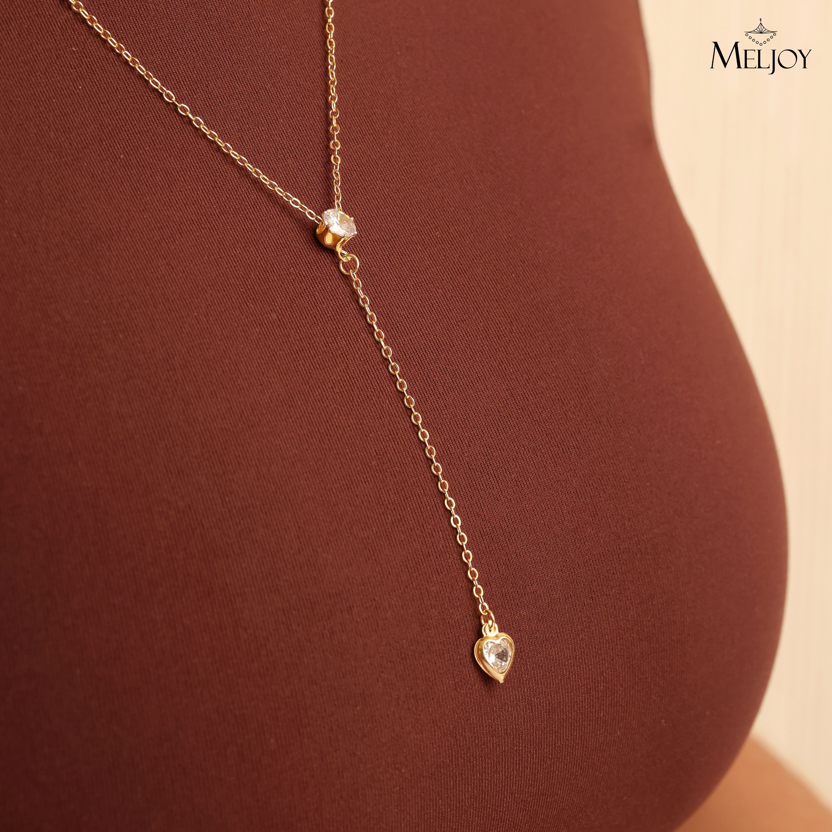 COLAR GRAVATINHA CORAÇÃO E PONTO DE LUZ