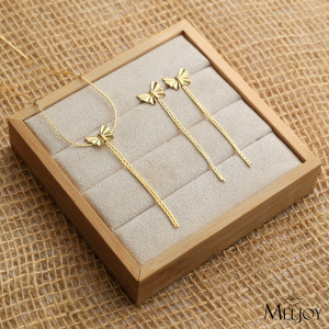 COLAR GRAVATINHA DE BORBOLETA